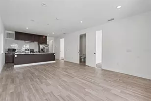 1018 7th Ave S, Saint Petersburg, FL 33705 - Photo 10