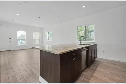 1018 7th Avenue S, Saint Petersburg, FL 33705 - Photo 12