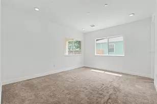 1018 7th Ave S, Saint Petersburg, FL 33705 - Photo 32
