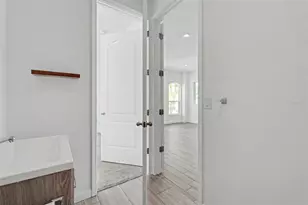 1018 7th Ave S, Saint Petersburg, FL 33705 - Photo 40