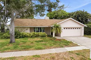 9743 106th Ave, Largo, FL 33773 - Photo 1