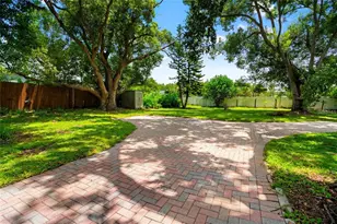 5709 Lake Le Clare Rd, Lutz, FL 33558 - Photo 4