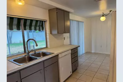 12411 Partridge Hill Row, Hudson, FL 34667 - Photo 4