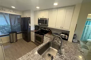 6322 Palma Del Mar Blvd S, Saint Petersburg, FL 33715 - Photo 10