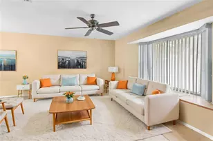 9212 Rustic Pines Blvd W, Seminole, FL 33776 - Photo 4