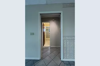 6328 N Queensway Drive, Temple Terrace, FL 33617 - Photo 14
