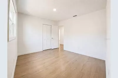 1834 New Hampshire Avenue NE, Saint Petersburg, FL 33703 - Photo 20