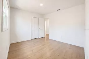 1834 New Hampshire Ave NE, Saint Petersburg, FL 33703 - Photo 20