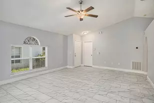 11433 Ivy Flower Loop, Riverview, FL 33578 - Photo 8