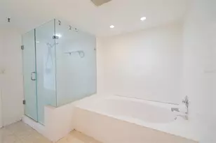 2480 Presidential Way, West Palm Beach, FL 33401 - Photo 22