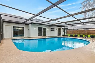 2773 Valencia Ln W, Palm Harbor, FL 34684 - Photo 32