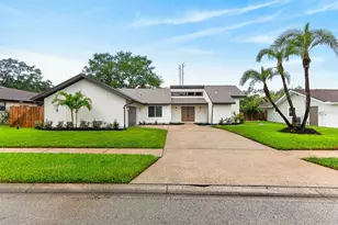 2773 Valencia Ln W, Palm Harbor, FL 34684 - Photo 76