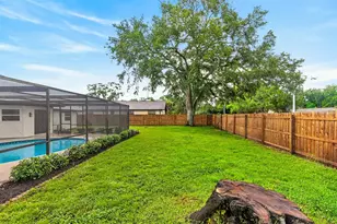 2773 Valencia Ln W, Palm Harbor, FL 34684 - Photo 38