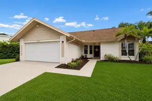 12008 Peony Ct, Tampa, FL 33635 - Photo 2