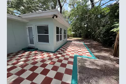 677 Oakwood Drive, Dunedin, FL 34698 - Photo 4