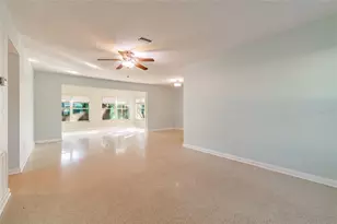 677 Oakwood Dr, Dunedin, FL 34698 - Photo 12