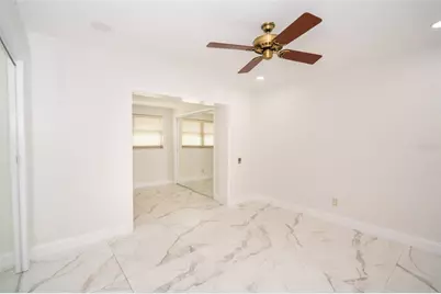 9241 N 52nd Street, Tampa, FL 33617 - Photo 12