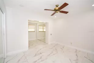 9241 N 52nd St, Tampa, FL 33617 - Photo 12