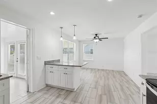 8125 Bayshore Dr, Treasure Island, FL 33706 - Photo 26