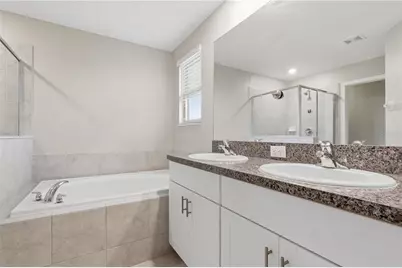 7023 Samuel Ivy Drive, Tampa, FL 33619 - Photo 24