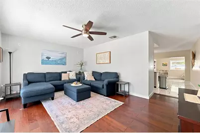 6230 Cedar Street NE, Saint Petersburg, FL 33702 - Photo 4