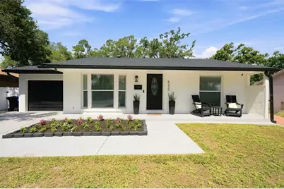 6230 Cedar Street NE, Saint Petersburg, FL 33702 - Photo 1