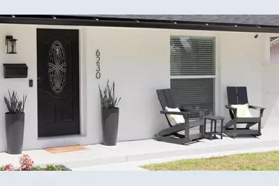 6230 Cedar Street NE, Saint Petersburg, FL 33702 - Photo 2