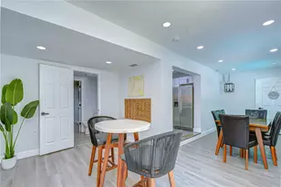 2714 E 98th Ave, Tampa, FL 33612 - Photo 16