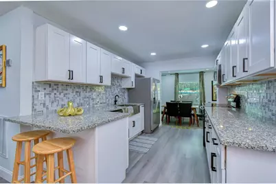 2714 E 98th Avenue, Tampa, FL 33612 - Photo 10