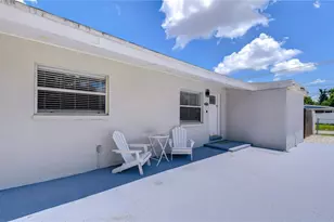 2714 E 98th Ave, Tampa, FL 33612 - Photo 4
