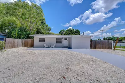 2714 E 98th Avenue, Tampa, FL 33612 - Photo 1