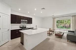 10573 Oakside Dr, Palmetto, FL 34221 - Photo 16