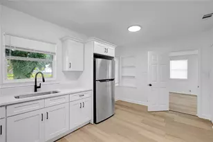 4355 58th Ave N, Saint Petersburg, FL 33714 - Photo 14