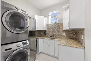 2101 W Bearss Ave, Tampa, FL 33618 - Photo 16