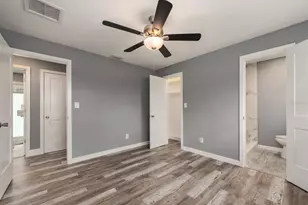 201 Harbor Bluff Dr, Largo, FL 33770 - Photo 30