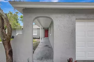 917 Winchester Ct, Brandon, FL 33510 - Photo 4