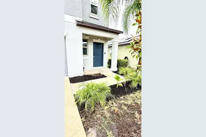14832 Crescent Rock Drive, Wimauma, FL 33598 - Photo 2
