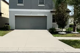 14832 Crescent Rock Dr, Wimauma, FL 33598 - Photo 1