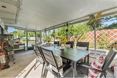 2401 26th Avenue S, Saint Petersburg, FL 33712 - Photo 8