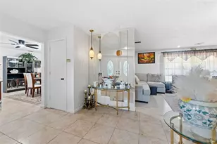 2401 26th Ave S, Saint Petersburg, FL 33712 - Photo 10