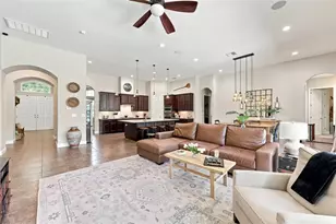 15512 Mossy Ridge Ln, Lithia, FL 33547 - Photo 4