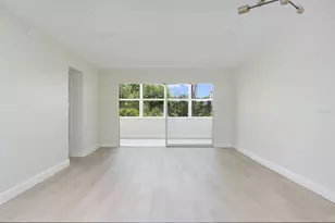 1225 58th St N, Saint Petersburg, FL 33710 - Photo 6