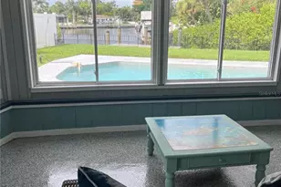 4820 Venetian Blvd NE, Saint Petersburg, FL 33703 - Photo 10