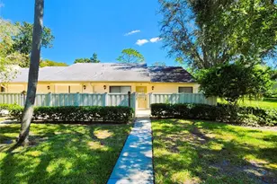 1333 Shady Pine Way, Tarpon Springs, FL 34688 - Photo 1
