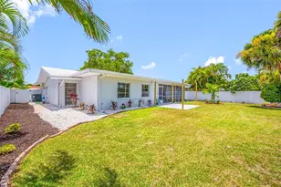 14499 Mooring Dr, Seminole, FL 33776 - Photo 8