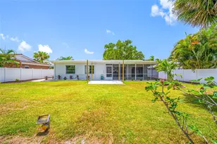14499 Mooring Dr, Seminole, FL 33776 - Photo 50