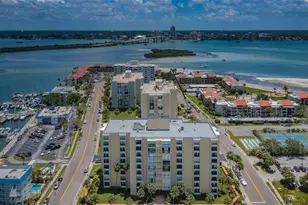 851 Bayway Blvd, Clearwater Beach, FL 33767 - Photo 2