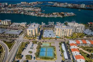 851 Bayway Blvd, Clearwater Beach, FL 33767 - Photo 34
