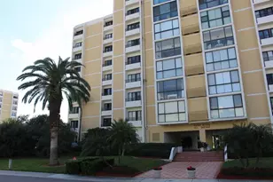 851 Bayway Blvd, Clearwater Beach, FL 33767 - Photo 1