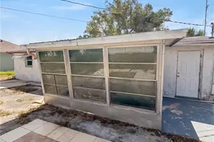 2412 Arcadia Rd, Holiday, FL 34690 - Photo 6
